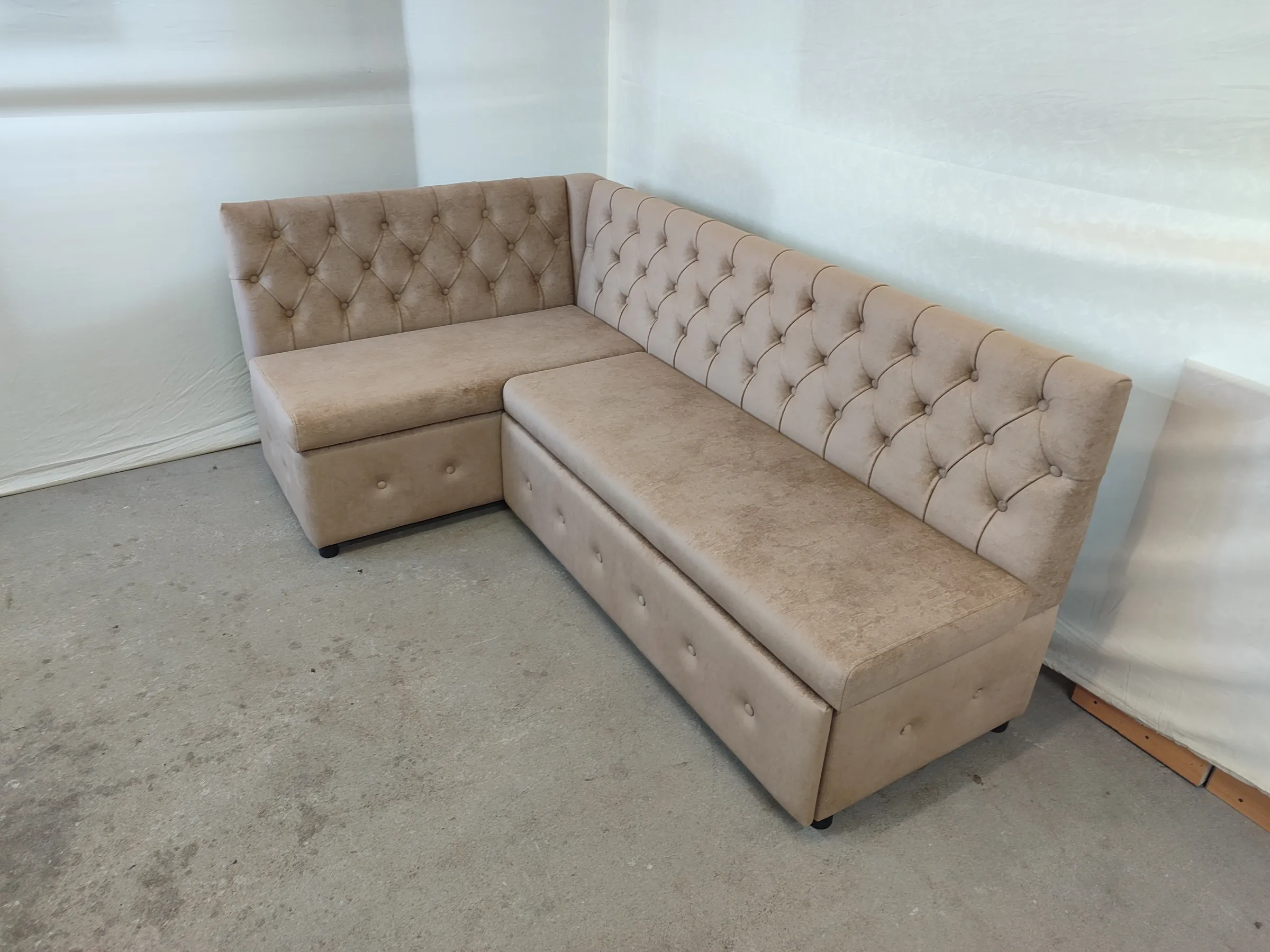 Уголок «Плаза» - Песочный фото 4